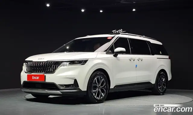 Kia Carnival, 2022, 106 798 км
