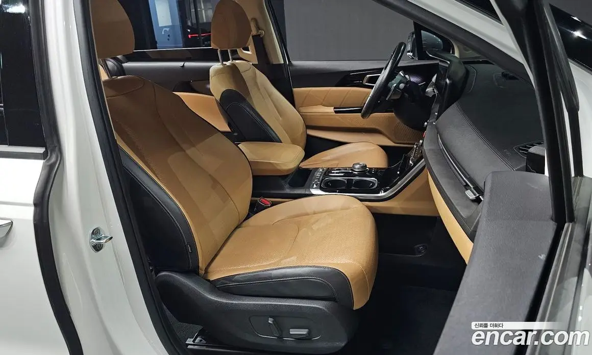 Kia Carnival 2022 2.2 автомат (гидро), фото 16