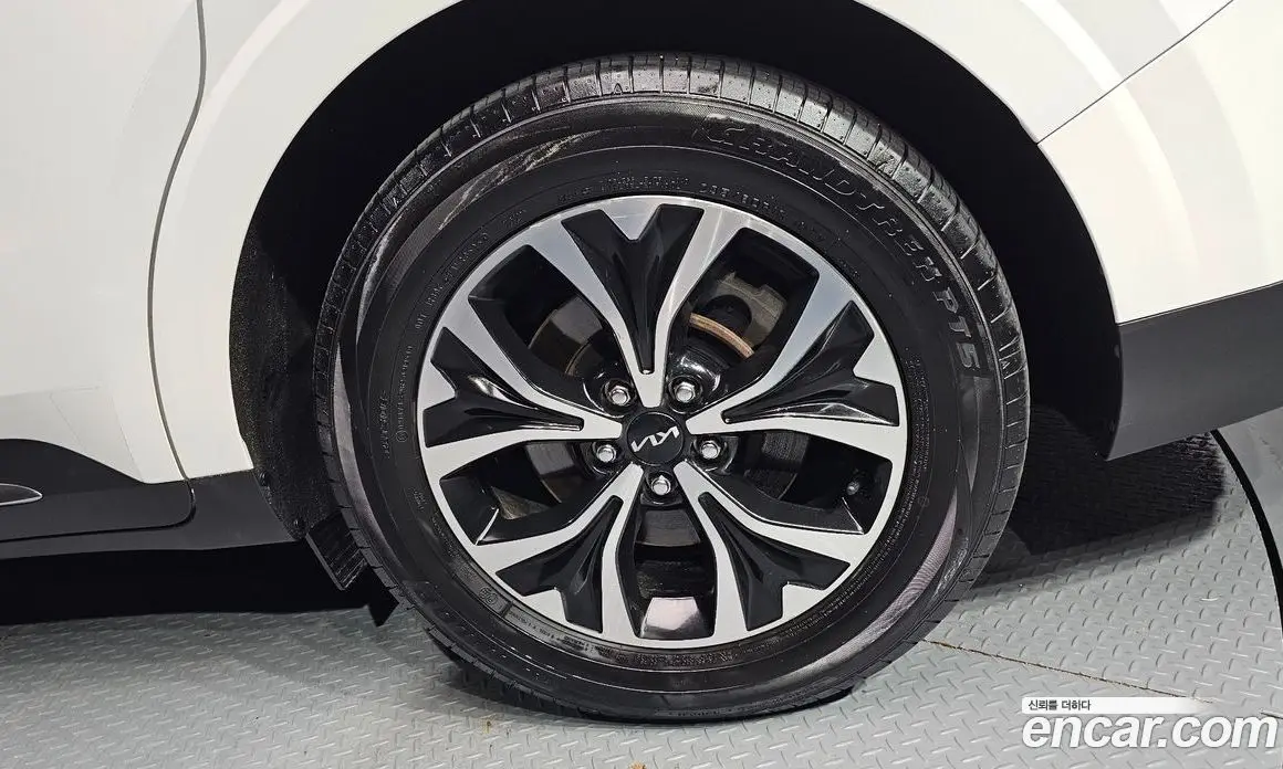 Kia Carnival 2022 2.2 автомат (гидро), фото 7