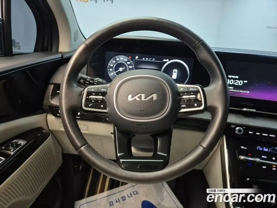Kia Carnival 2023 2.2 автомат (гидро), фото 13