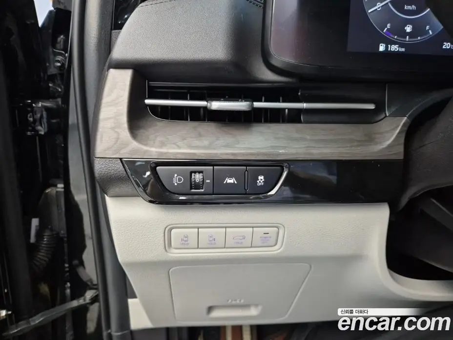 Kia Carnival 2023 2.2 автомат (гидро), фото 15