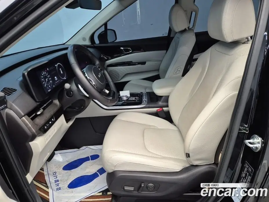 Kia Carnival 2023 2.2 автомат (гидро), фото 17