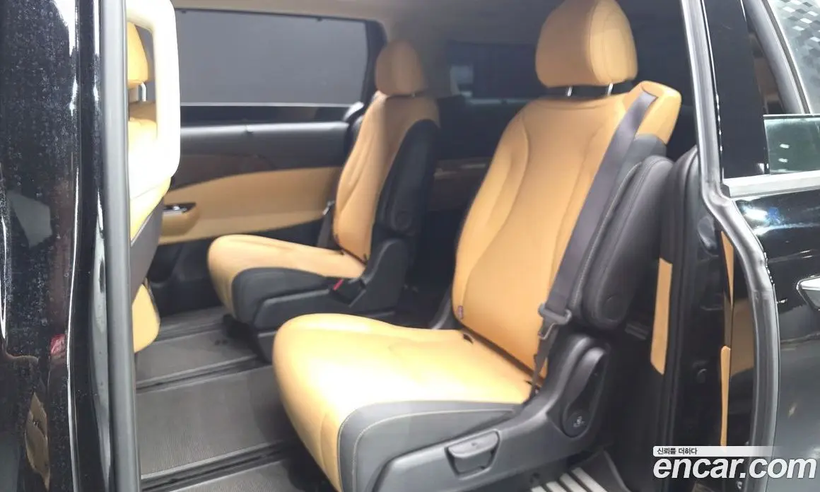 Kia Carnival 2023 2.2 автомат (гидро), фото 18