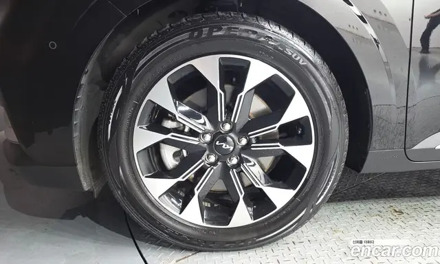 Kia Carnival 2023 2.2 автомат (гидро), миниатюра 5