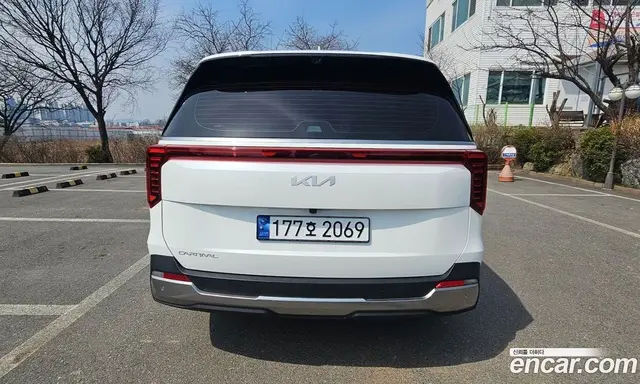 Kia Carnival 2024 3.5 автомат (гидро), миниатюра 4