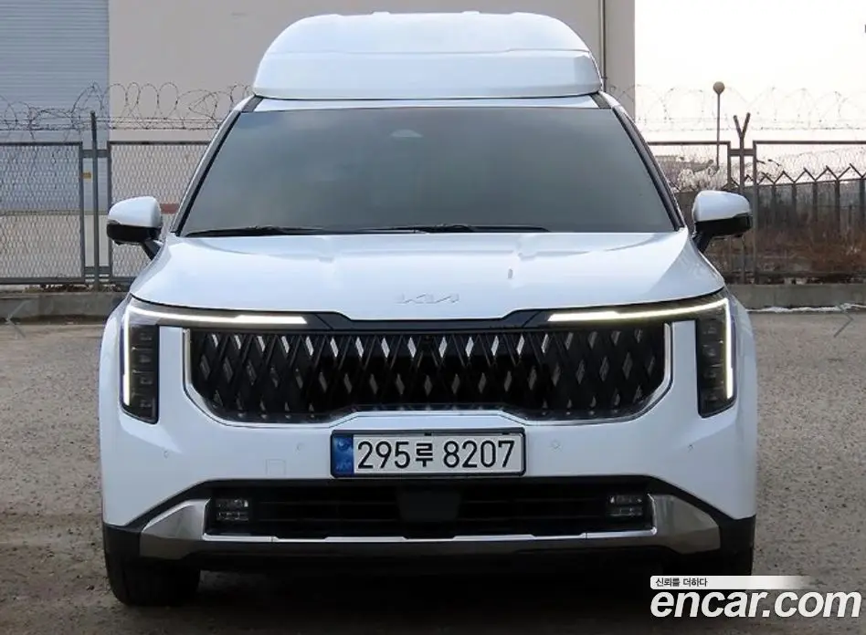 Kia Carnival 2024 3.5 автомат (гидро), фото 1 Kia Carnival 2024 3.5 автомат (гидро), фото 1