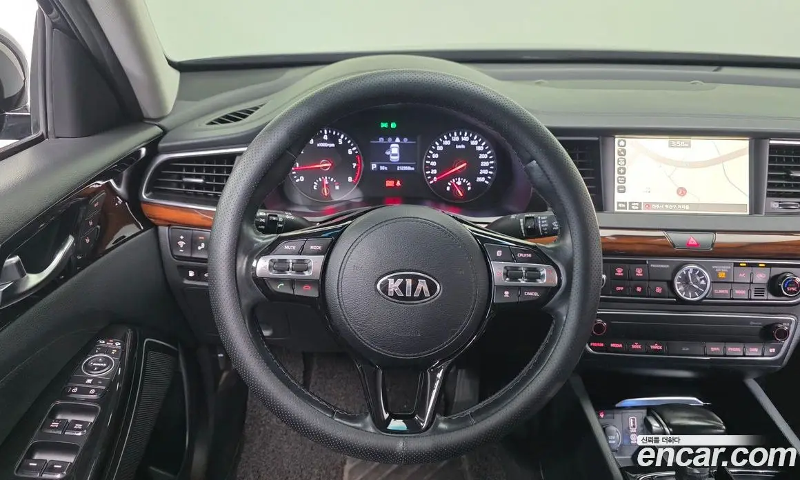 Kia K7 2016 3.0 автомат (гидро), фото 14 Kia K7 2016 3.0 автомат (гидро), фото 14