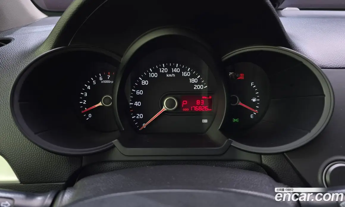 Kia Morning 2014 1.0 автомат (гидро), фото 11
