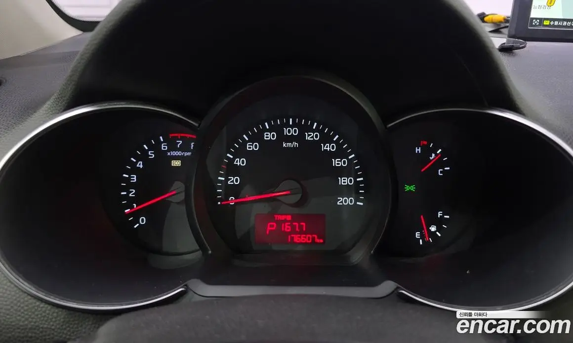 Kia Morning 2015 1.0 автомат (гидро), фото 11
