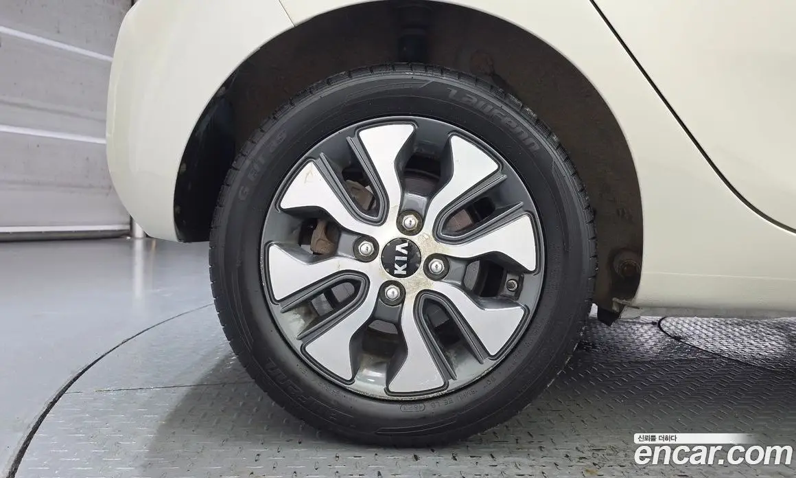 Kia Morning 2015 1.0 автомат (гидро), фото 5