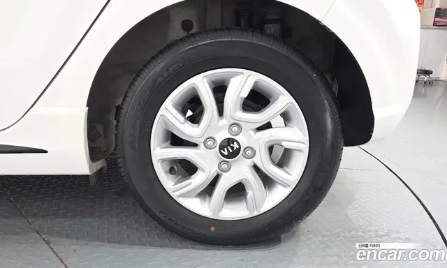 Kia Morning 2020 1.0 автомат (гидро), миниатюра 6 Kia Morning 2020 1.0 автомат (гидро), миниатюра 6
