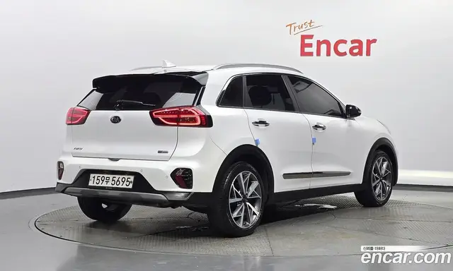Kia Niro 2020 1.6 автомат (гидро), миниатюра 2