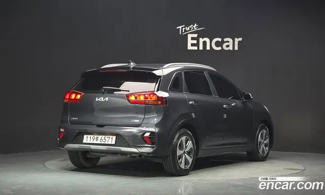 Kia Niro 2021 1.6 автомат (гидро), миниатюра 2