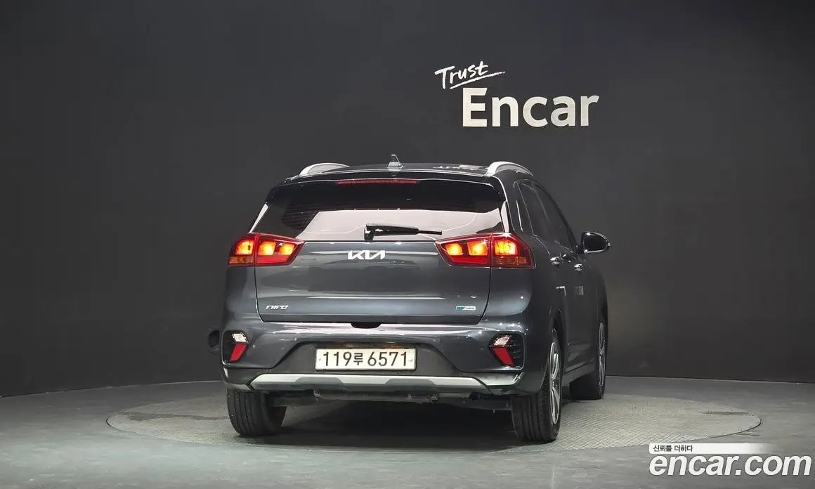 Kia Niro 2021 1.6 автомат (гидро), фото 4