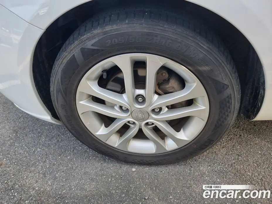 Kia Porte 2011 1.6 автомат (гидро), фото 20 Kia Porte 2011 1.6 автомат (гидро), фото 20