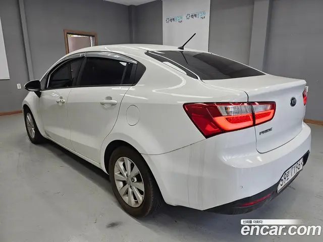 Kia Pride 2014 1.4 автомат (гидро), миниатюра 2