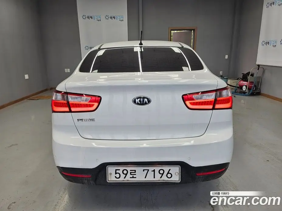 Kia Pride 2014 1.4 автомат (гидро), фото 4