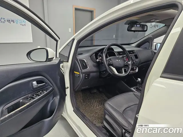 Kia Pride 2014 1.4 автомат (гидро), миниатюра 10