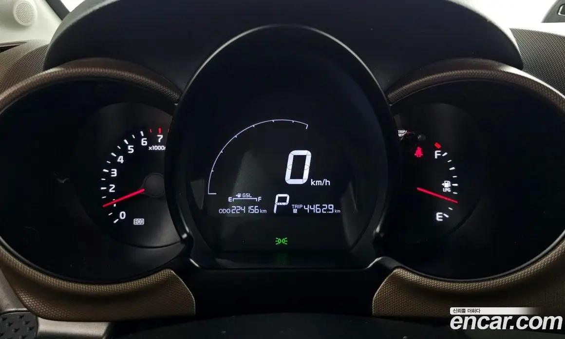 Kia Ray 2014 1.0 автомат (гидро), фото 8