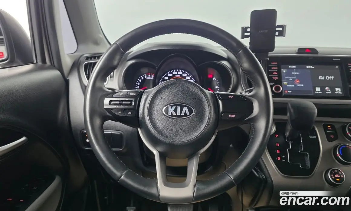 Kia Ray 2019 1.0 автомат (гидро), фото 19
