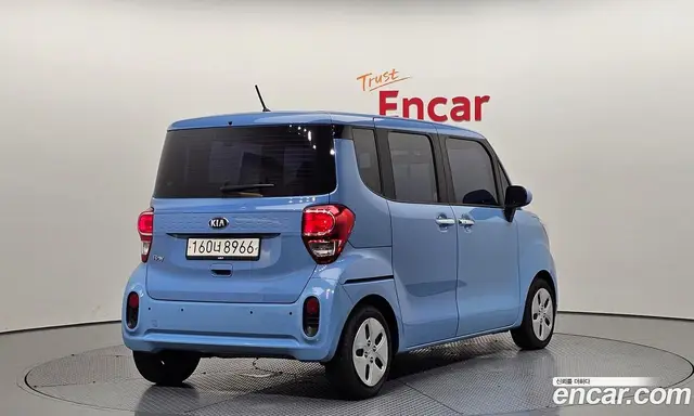 Kia Ray 2021 1.0 автомат (гидро), миниатюра 2