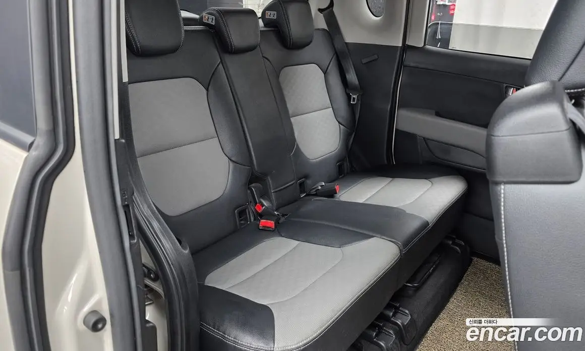 Kia Ray 2021 1.0 автомат (гидро), фото 17