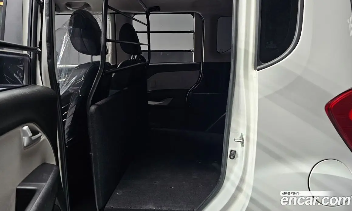 Kia Ray 2021 1.0 автомат (гидро), фото 18