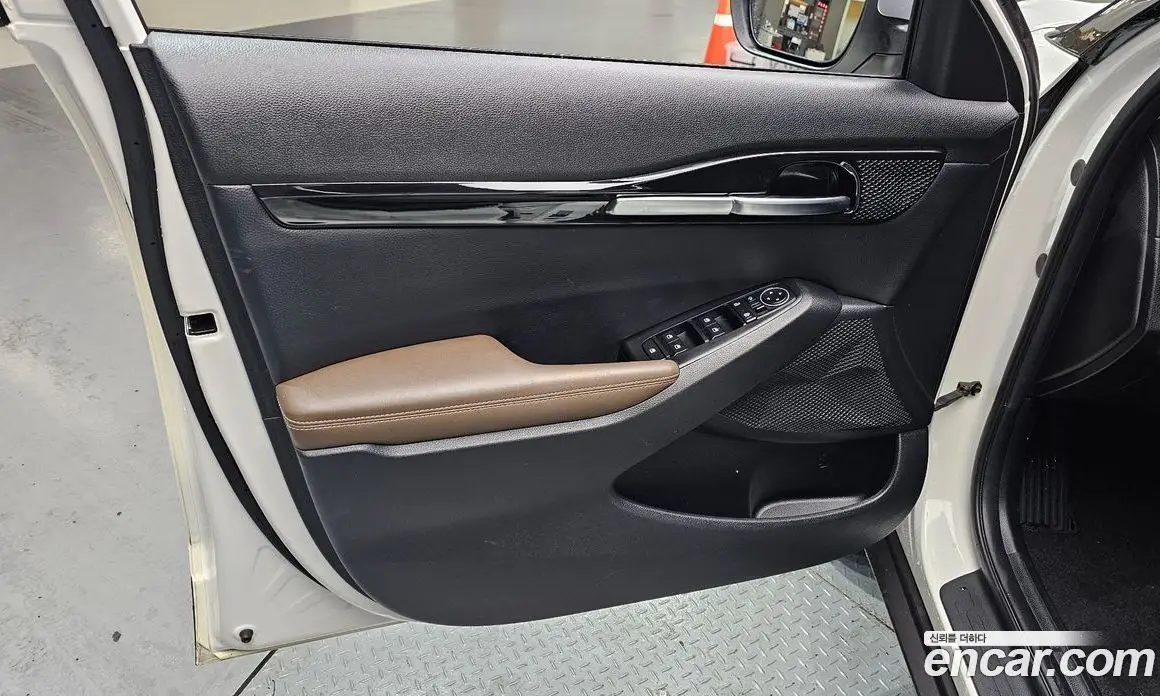 Kia Seltos 2020 1.6 автомат (гидро), фото 14 Kia Seltos 2020 1.6 автомат (гидро), фото 14