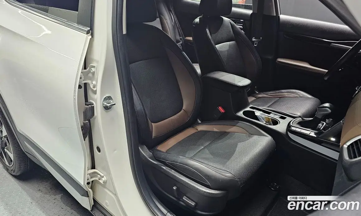 Kia Seltos 2020 1.6 автомат (гидро), фото 18 Kia Seltos 2020 1.6 автомат (гидро), фото 18