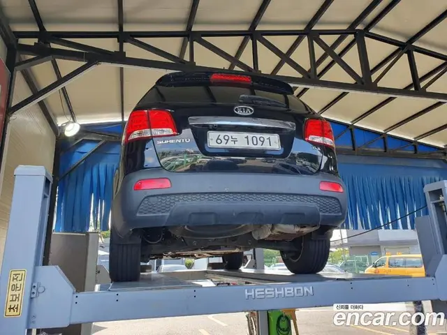 Kia Sorento 2009 2.7 автомат (гидро), миниатюра 2