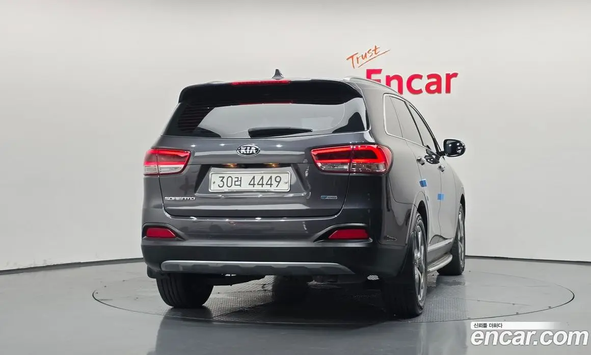 Kia Sorento 2015 2.0 автомат (гидро), фото 4