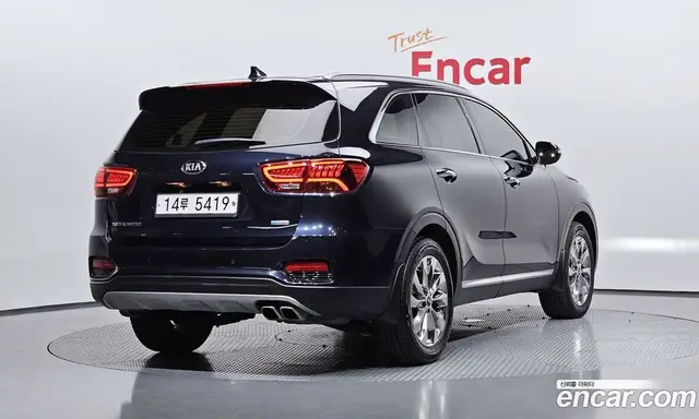 Kia Sorento 2018 2.2 автомат (гидро), миниатюра 2