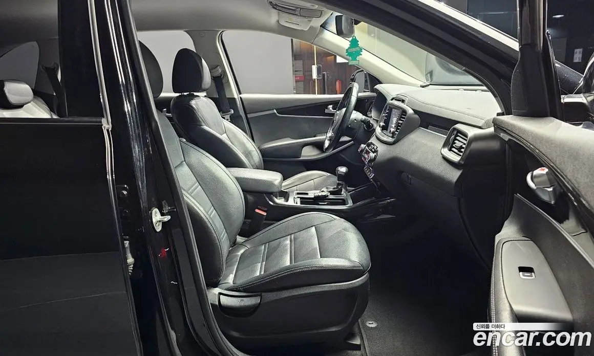 Kia Sorento 2018 2.0 автомат (гидро), фото 17 Kia Sorento 2018 2.0 автомат (гидро), фото 17