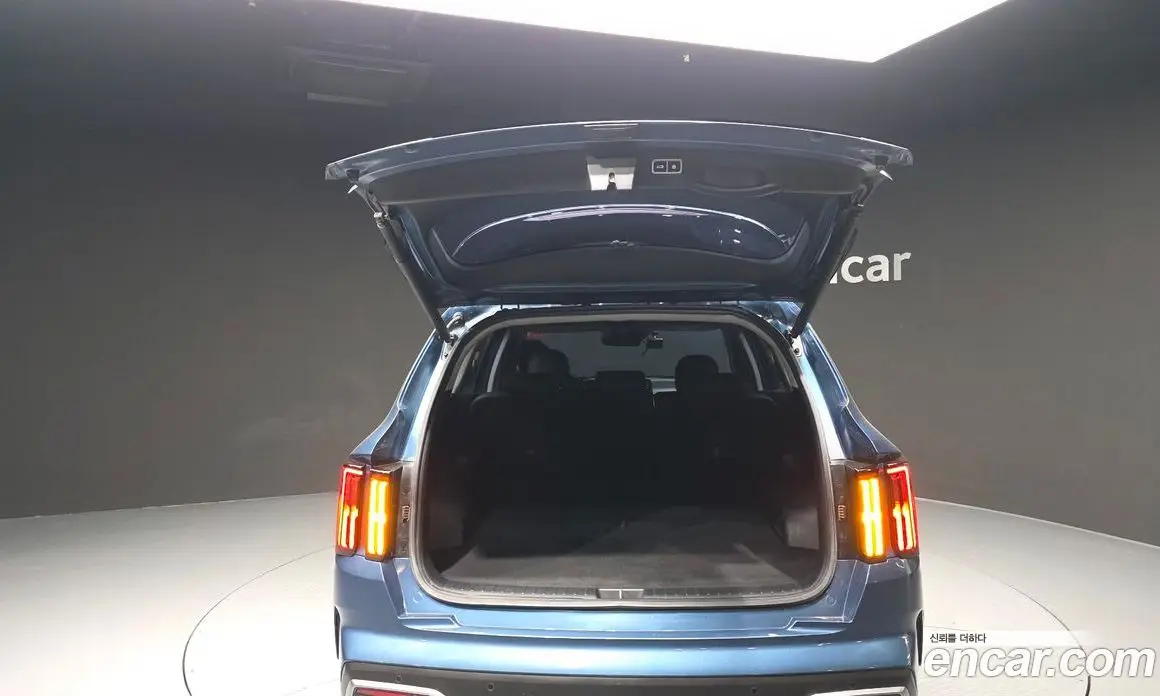 Kia Sorento 2023 2.2 автомат (гидро), фото 20