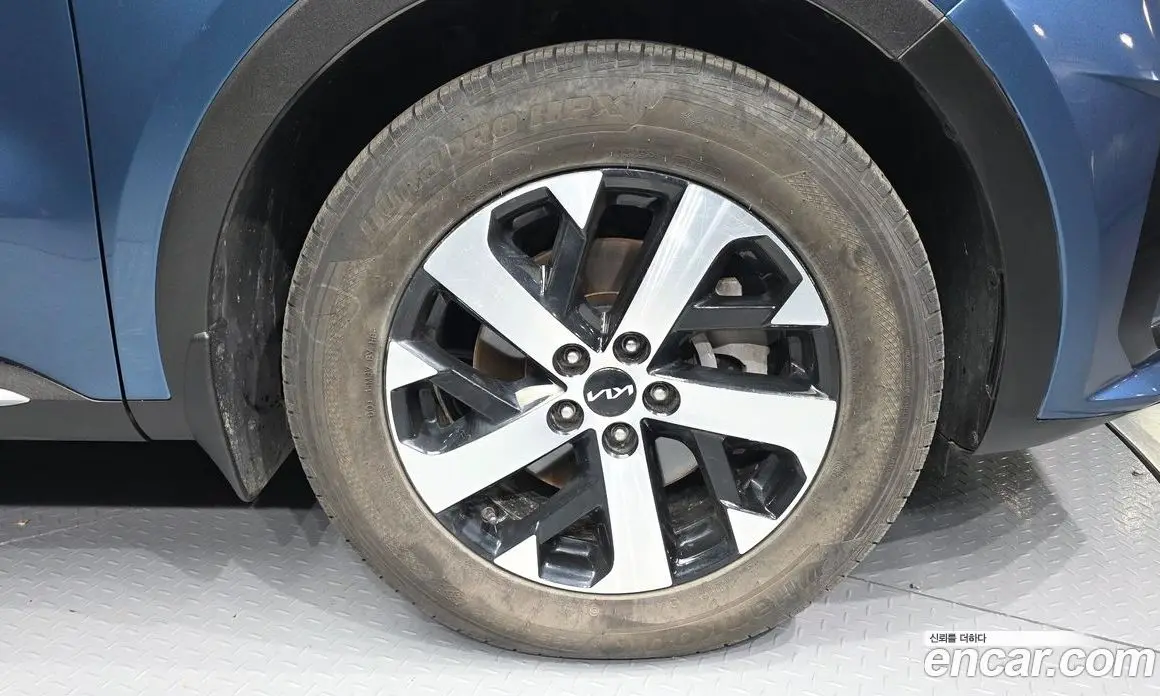 Kia Sorento 2023 2.2 автомат (гидро), фото 5