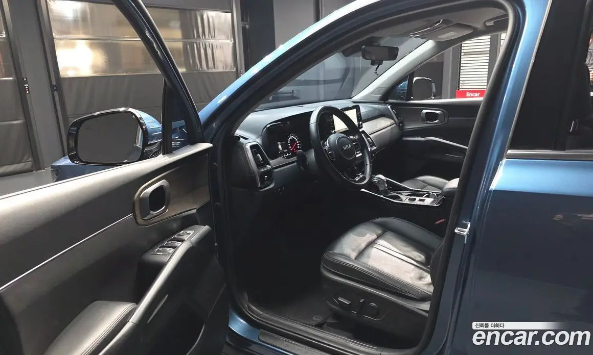 Kia Sorento 2023 2.2 автомат (гидро), фото 10