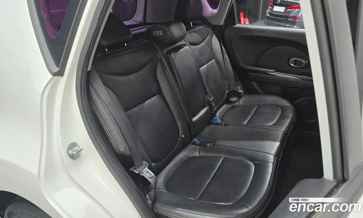 Kia Soul 2014 1.6 автомат (гидро), фото 18 Kia Soul 2014 1.6 автомат (гидро), фото 18