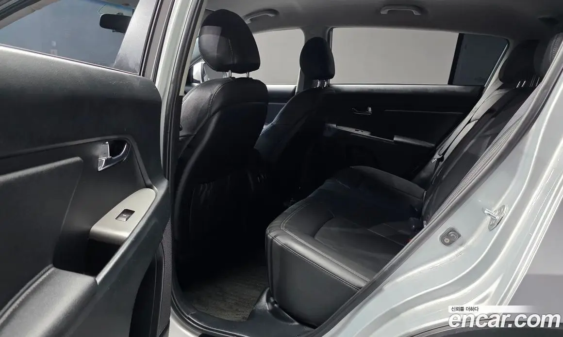 Kia Sportage 2014 2.0 автомат (гидро), фото 12 Kia Sportage 2014 2.0 автомат (гидро), фото 12