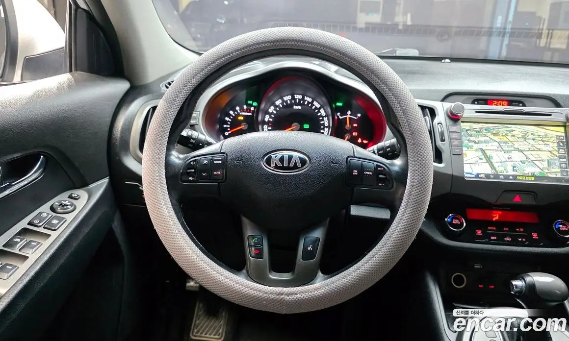 Kia Sportage 2014 2.0 автомат (гидро), фото 14 Kia Sportage 2014 2.0 автомат (гидро), фото 14