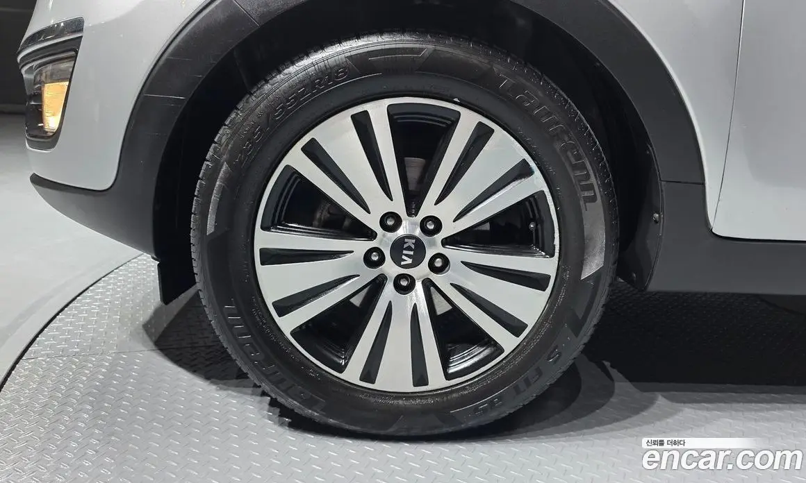 Kia Sportage 2014 2.0 автомат (гидро), фото 5 Kia Sportage 2014 2.0 автомат (гидро), фото 5