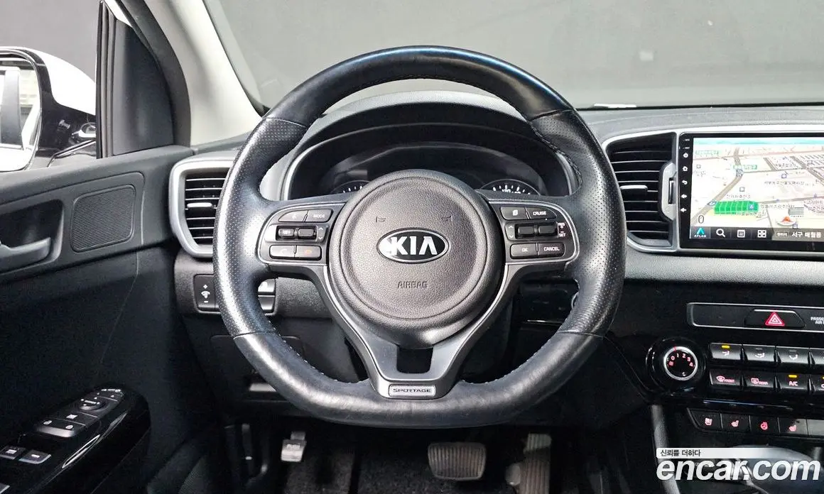 Kia Sportage 2016 2.0 автомат (гидро), фото 11