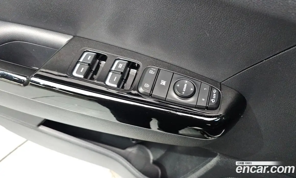 Kia Sportage 2016 2.0 автомат (гидро), фото 16