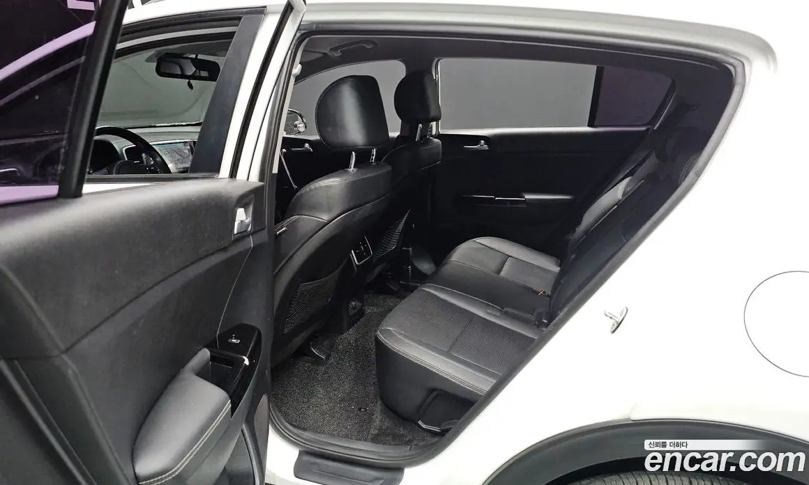 Kia Sportage 2016 2.0 автомат (гидро), фото 19