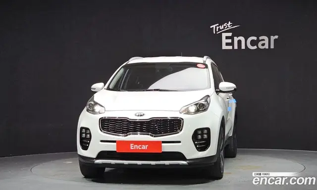Kia Sportage 2016 2.0 автомат (гидро), миниатюра 3