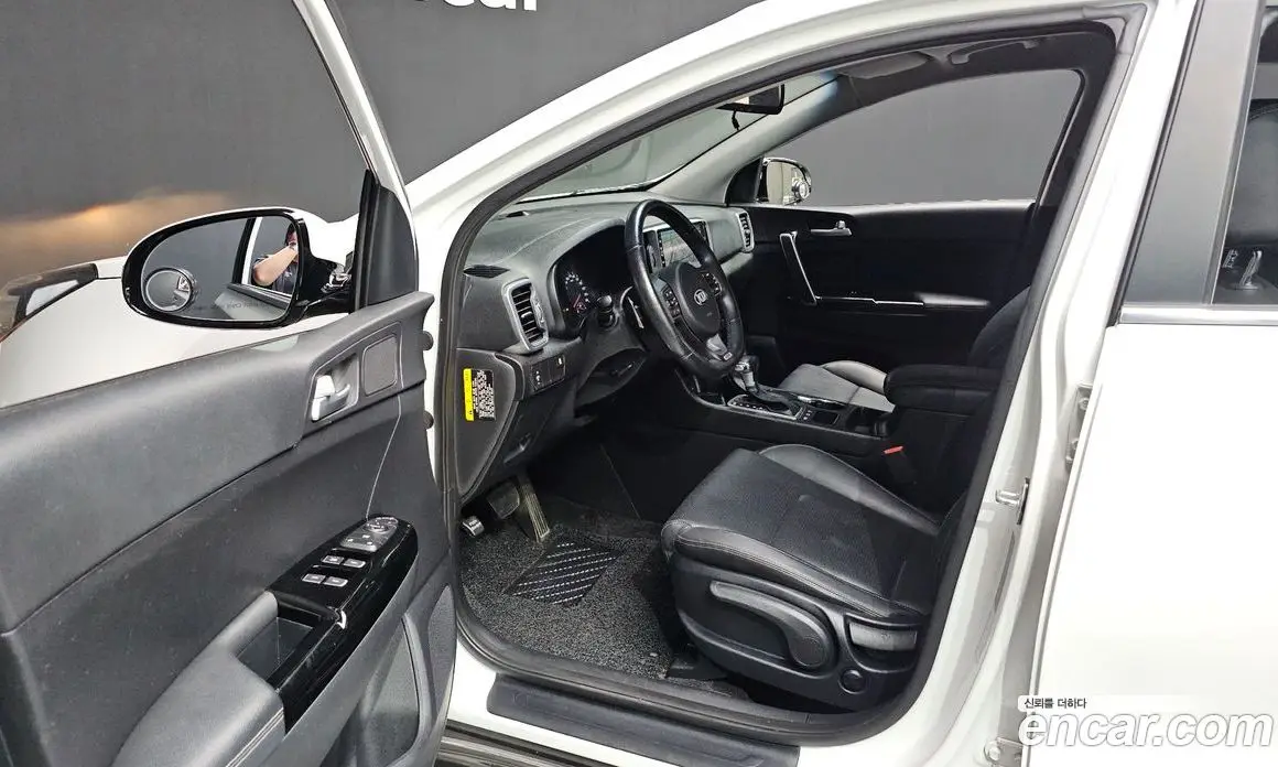 Kia Sportage 2016 2.0 автомат (гидро), фото 10
