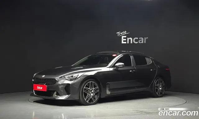 Kia Stinger, 2017, 122 212 км
