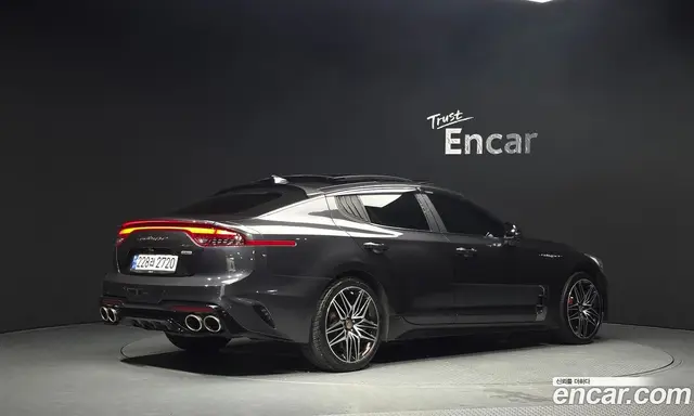 Kia Stinger 2017 2.0 автомат (гидро), миниатюра 2
