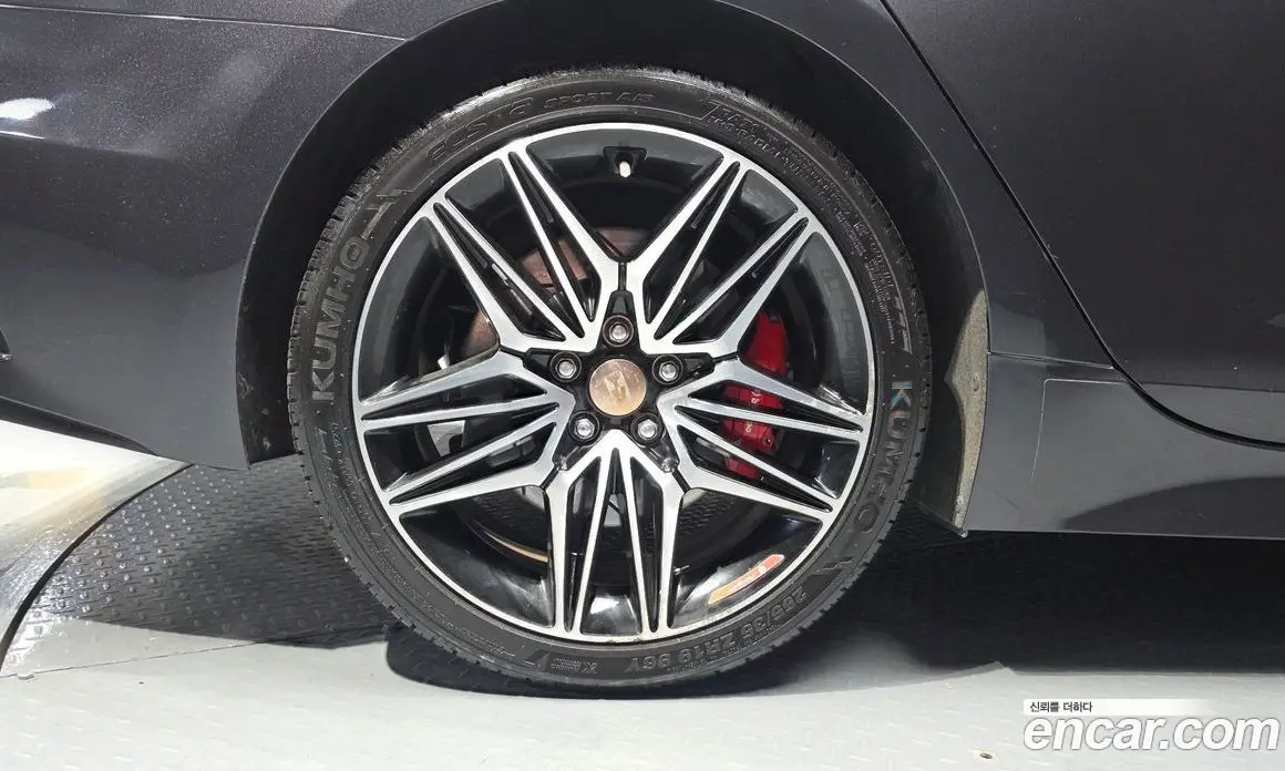Kia Stinger 2017 2.0 автомат (гидро), фото 5