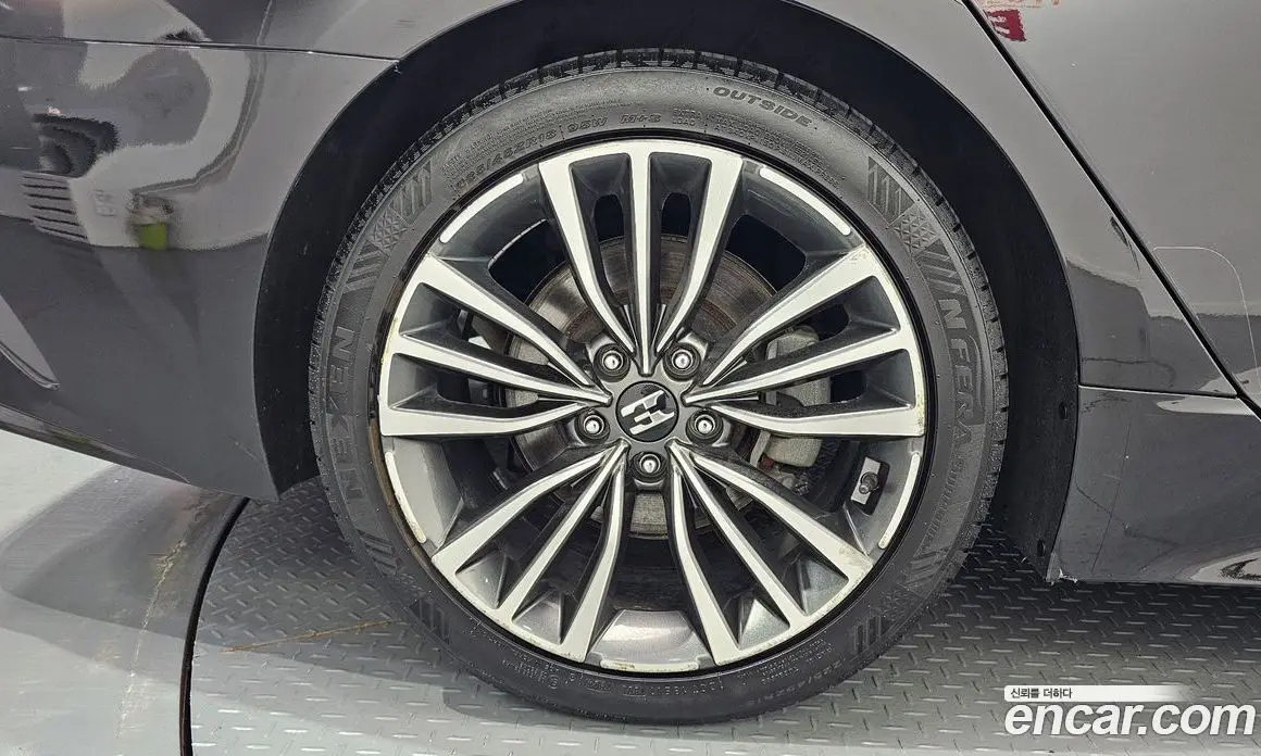 Kia Stinger 2018 2.0 автомат (гидро), фото 5