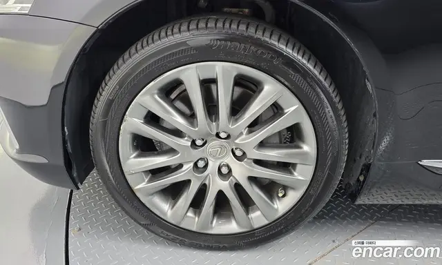 Lexus LS 2016 5.0 автомат (гидро), миниатюра 5